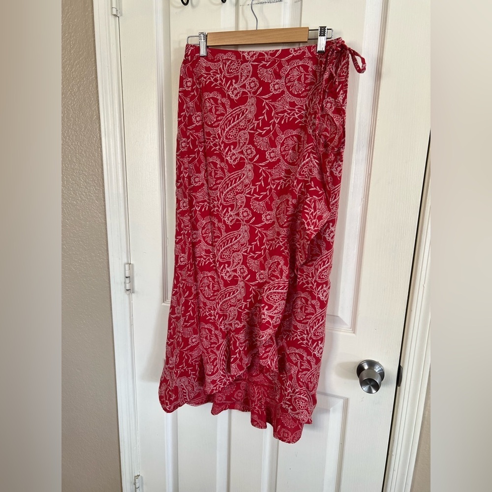 Picnic Red White Paisley Floral Wrap Midi Skirt M Tie Waist - Picture 5 of 12